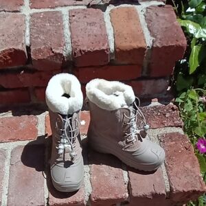 Women's Tan Winter Boots
